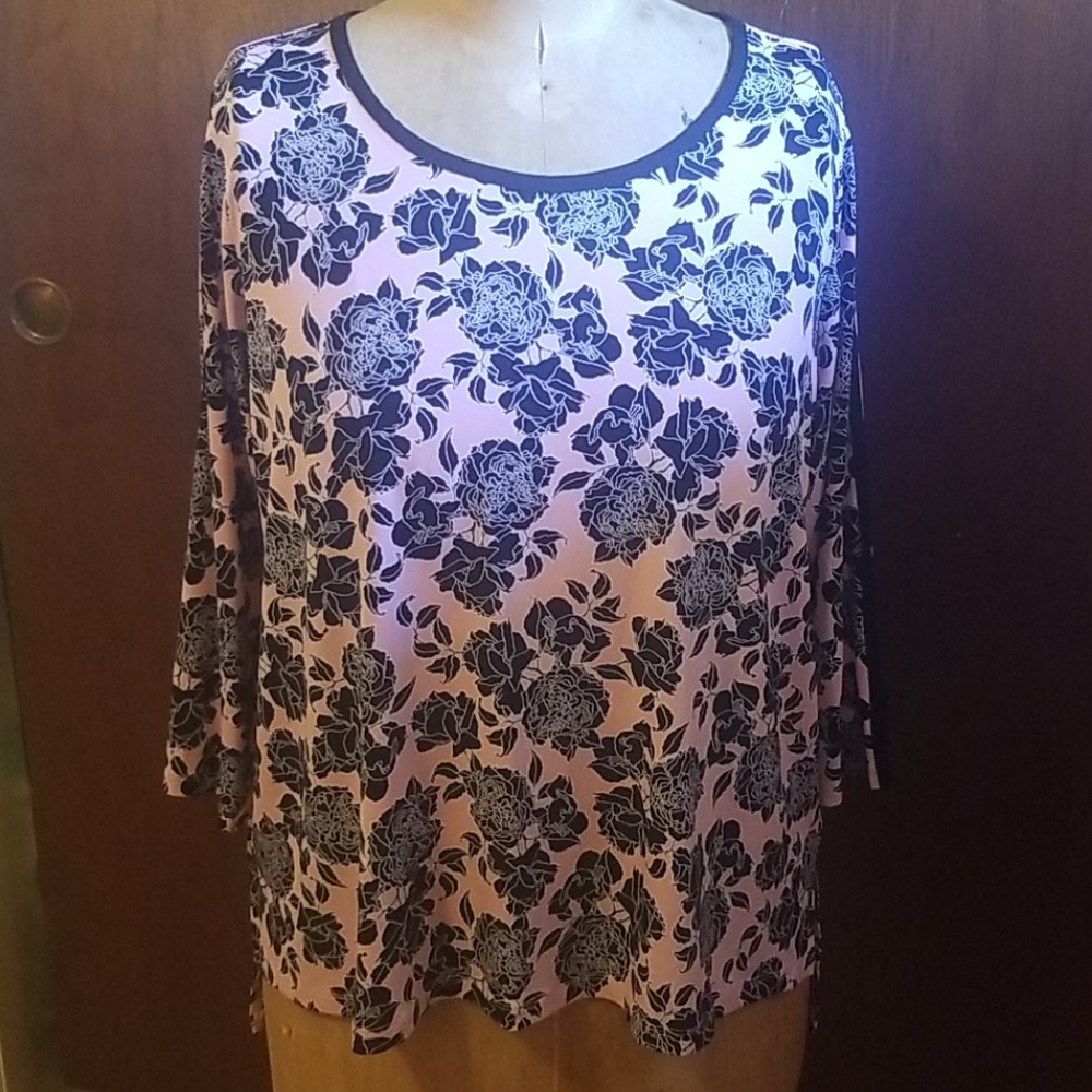 Jones New York 2X Women's Pink Black Floral Top
